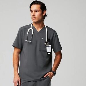 Helix 1-Pocket Scrub Top